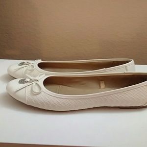 White flats